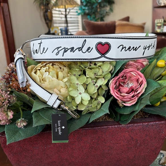 NWT Kate Spade Script Leather Meringue Adjustable Crossbody Guitar Bag Strap - Picture 14 of 14